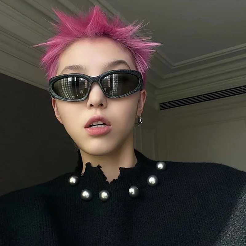 Popular Womens Sunglasses Punk Lenses Eyewear Vintage Luxury Designer Outdoor Sun Glasses In Trend Eyeglasses Steampunk Woman Z250411