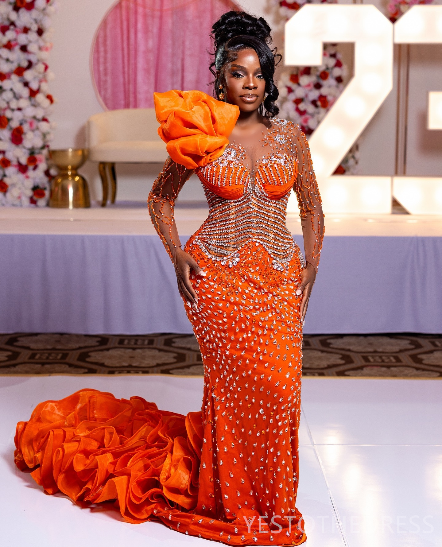2025 Plus Size Orange Prom Dress Mermaid Prom Dresses Evening Gowns For Special Occasions Sheer Neck Beaded Lace Crystals Birthday Second Reception Go