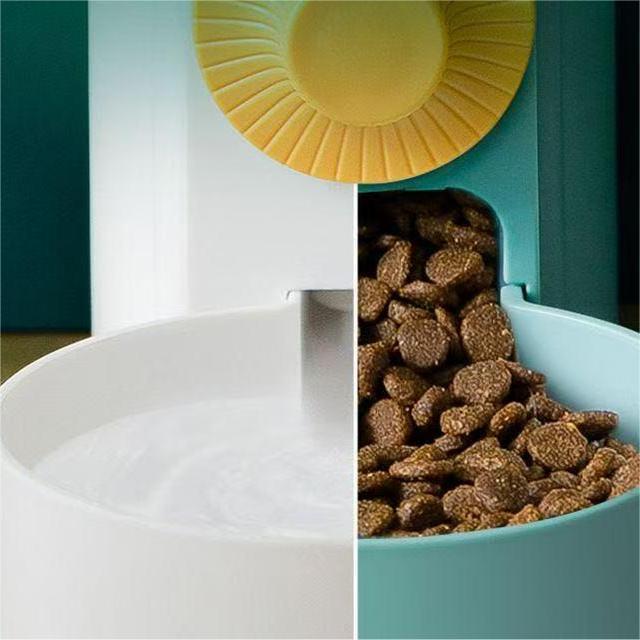 Hanging Automatic Pet Feeder Water Dispenser Set for Cats, Rabbits, Birds - Gravity Food Bowl & Waterer Free shipping