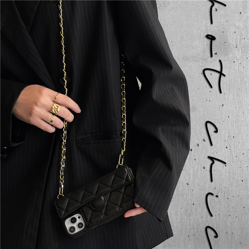 Designer luxury diamond pattern is suitable for 16Promax iPhone 17 phone cases iPhone15 card slots 14 13 leather lanyard hard cases stylish classic Chain crossbody