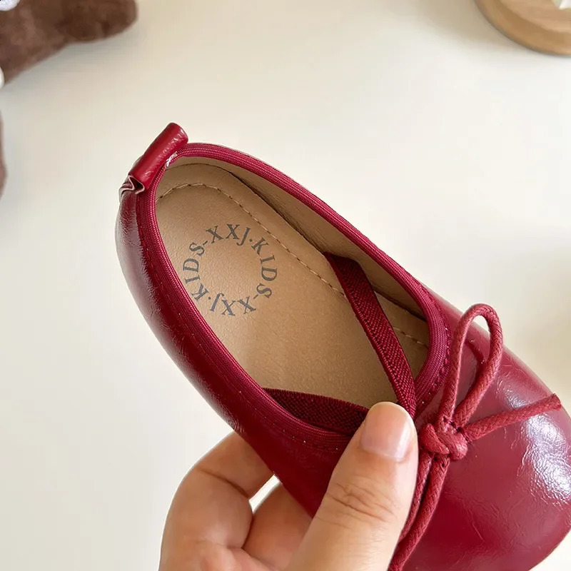 Girls dress shoes childrens elastic band shoes autumn childrens patent leather apartment Mary Jans princess shoes 23 250411