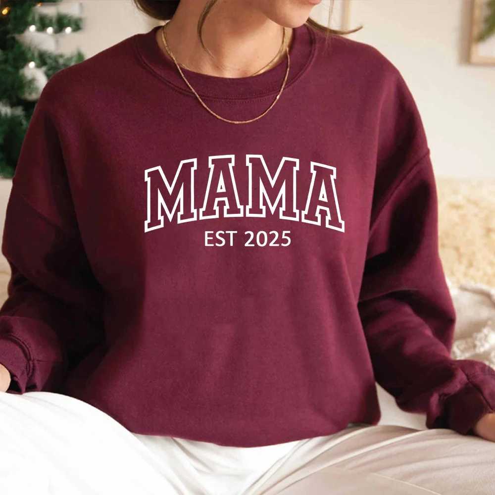 POD customization Personalized Mama Est Sweatshirt Custom Mama Est 2025 Sweatshirt Mothers Day Gift Women Crewneck Sweatshirt New Mom Gift SweaterT251
