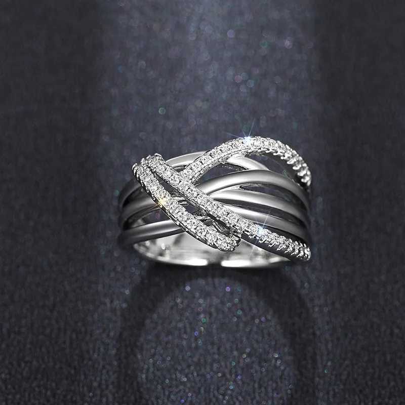 925 sterling silver cubic zirconia cross ring suitable for womens luxury wedding bands Accor modern fashion womens jewelryXJ250412