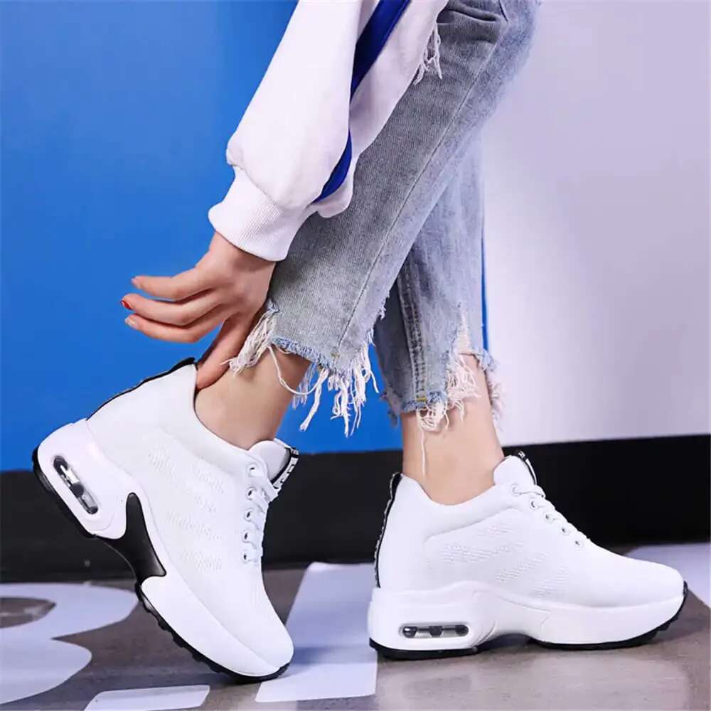 2025 Summer New Round Head Designer Fashion Sports Shoes Tennis Shoes Women's Shoes