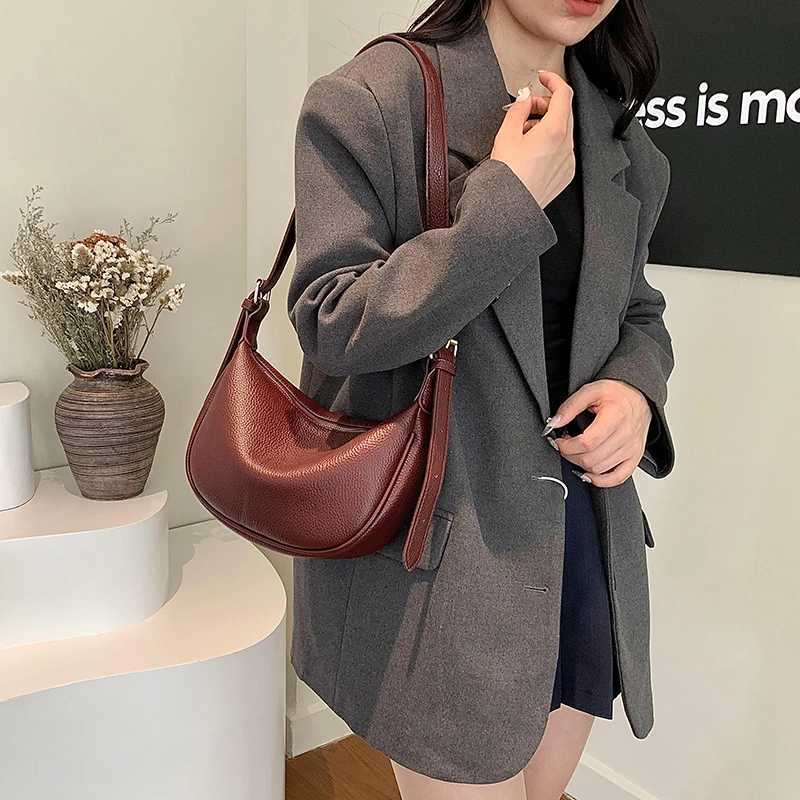 Luxury Brand Famous Designer Leather Handbag For Elegant Ladies With Classic Crossbody Bag Option Stylish And DurableW251111