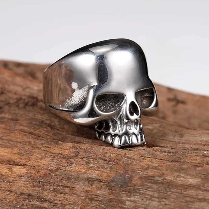 Stainless steel mens cool skull solid ring punk new alloy metalXJ250412