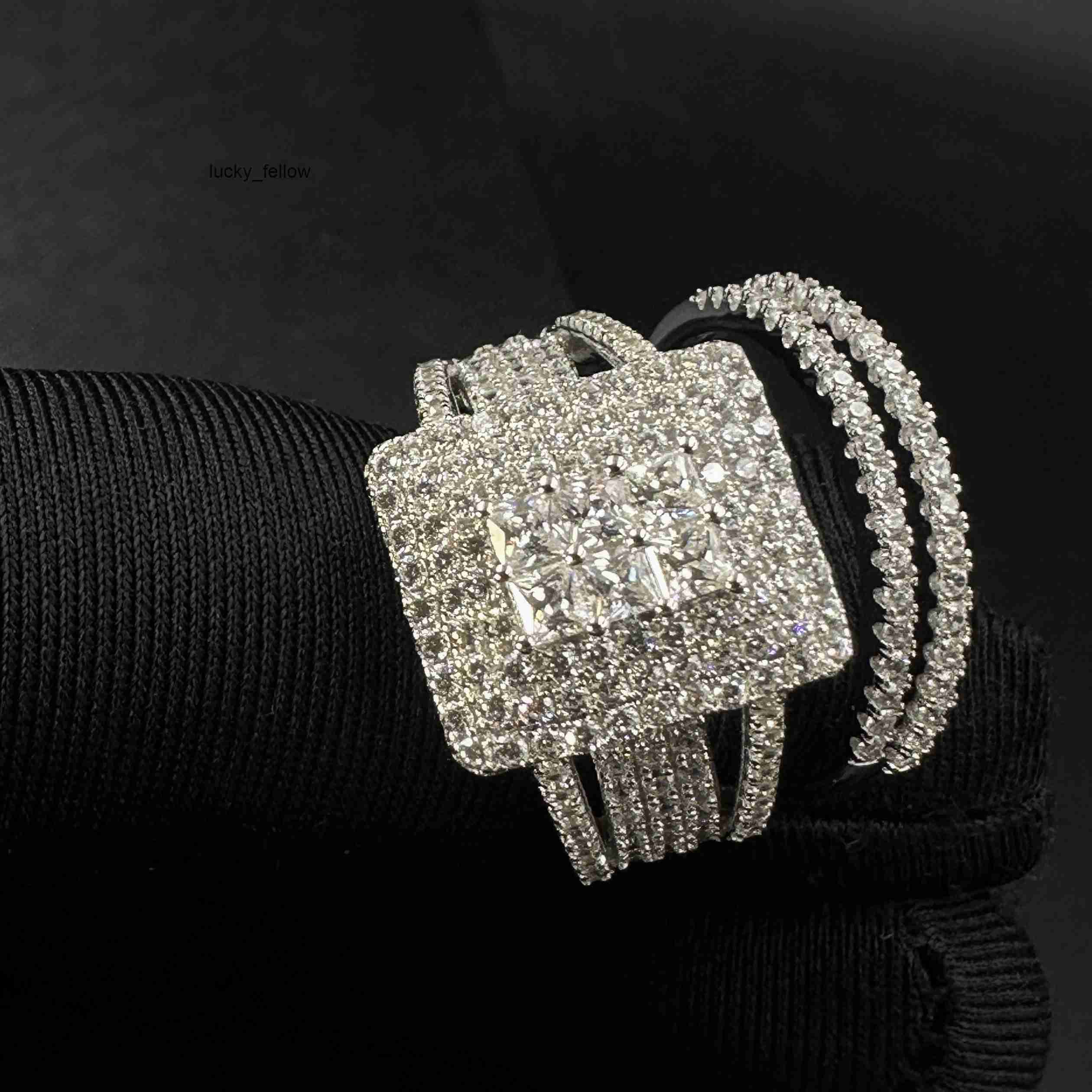 Hot Selling Engagement Women Ring 925 Sterling Silver Cubic Moissaniteia Custom Moissanite Diamond Iced Out Couple Ring Set Jewelry