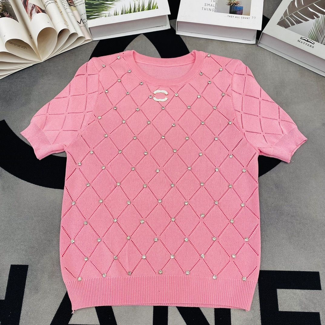 new short-sleeved spring/summer 2025 new letter-covered round neck slim knit top woman