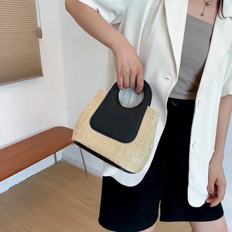 2017 Summer Cling Color Splicing Str Large Capacity Hand Woven Bag Fi Shoulder BagXJ250412