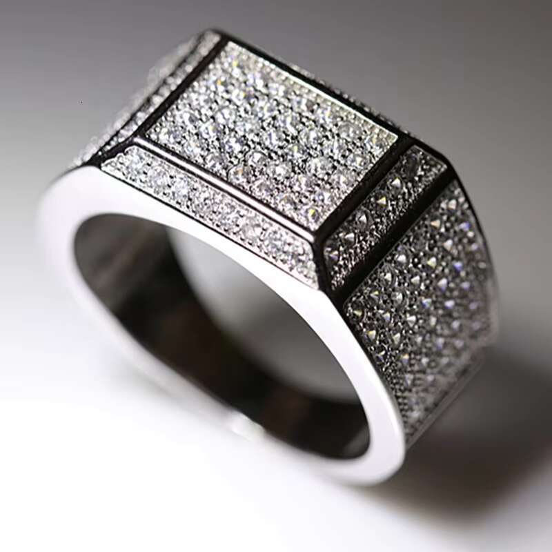 High Quality Hip Hop Jewelry Dubai Luxury Glaring Cool 925 Sterling Silver Iced Out Paved VVS Moissanite Diamond Mens Ring
