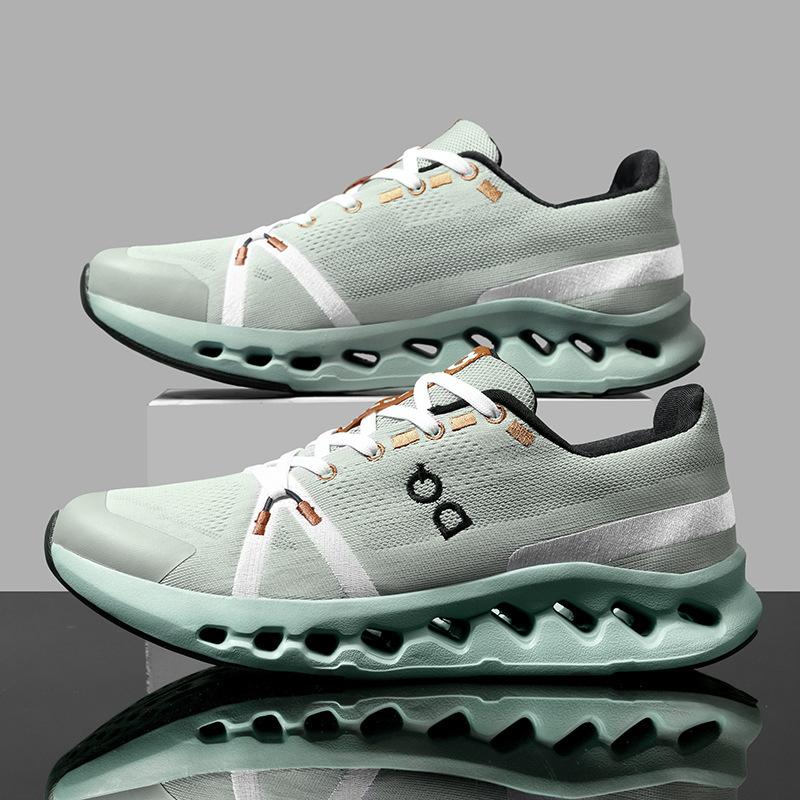 New Sports shoes men lightweight breathable shock-absorbing casual shoes mesh shoes, fashionable and comfortable Mesh shoes