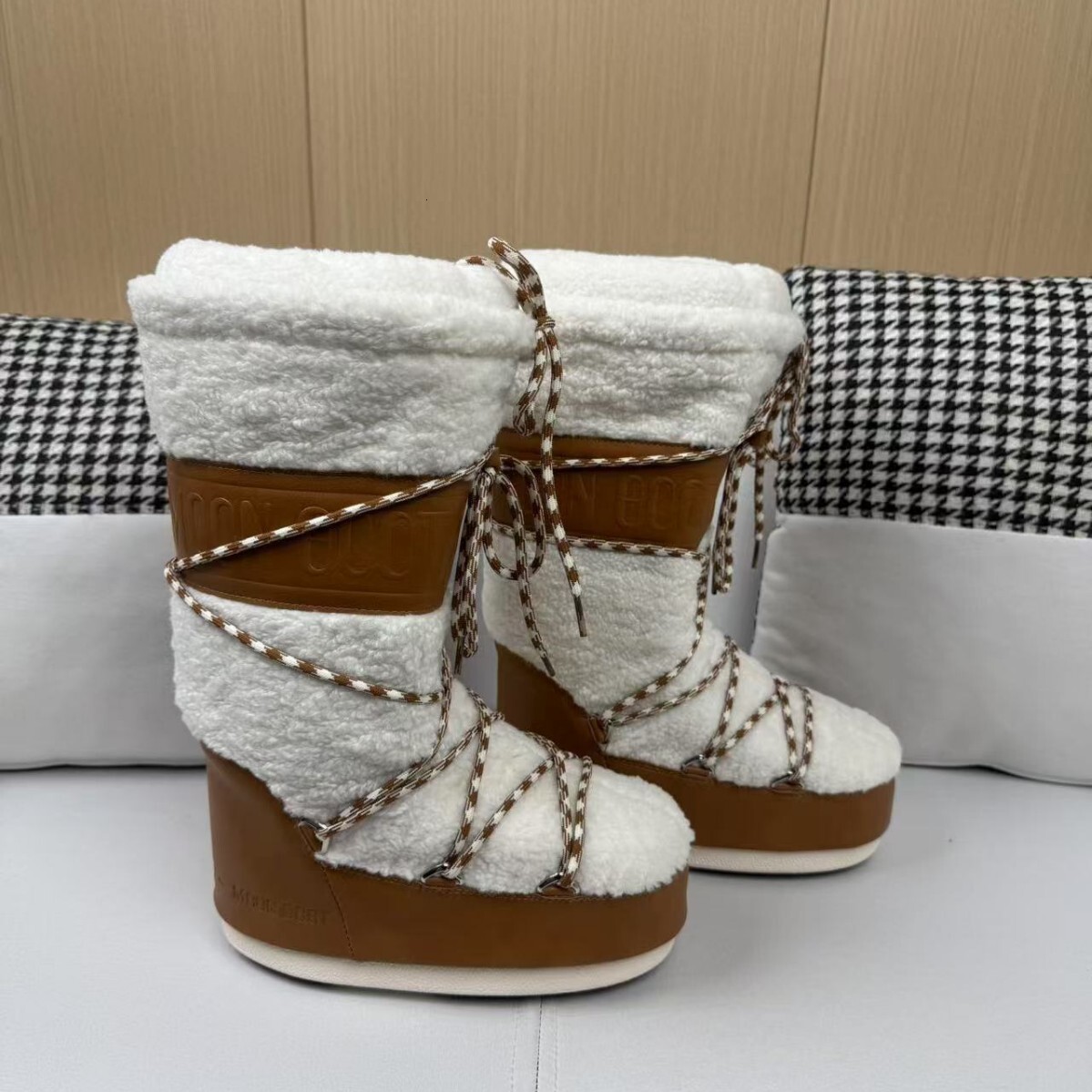 Designer boots Winter Hot Moon Thickened Warm Slip-on Cotton Waterproof Non-slip Lace-up Long Boots