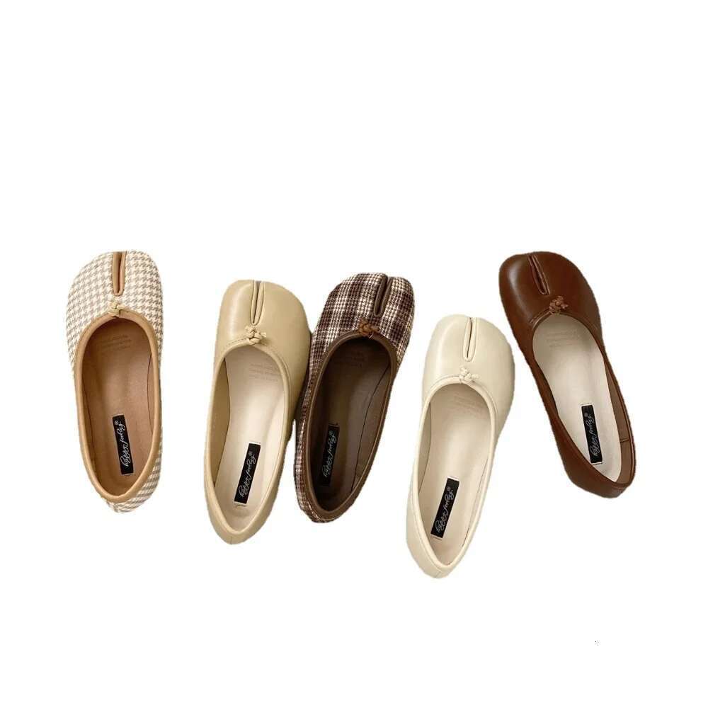 Individualized Women Spring Summer Retro Soft Small Leather Flat Loafers Split-toe Slacker Single Shoe Mujer