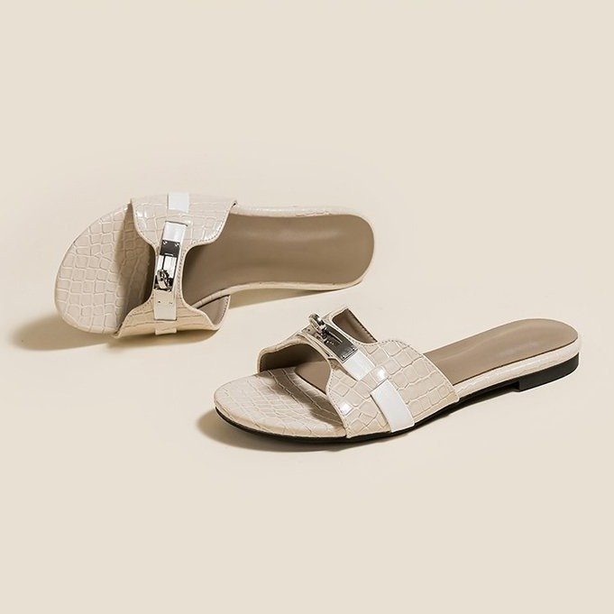 Women's 2025 summer flat slippers wear French flip-flops flip-flops soft-soled beach half-slippers