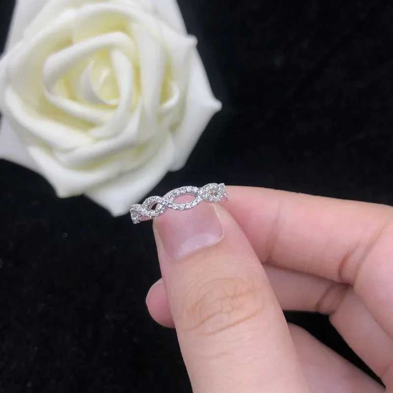 Solid Platinum PT950 Diamond Ring Miniature Set Wave Row Diamond Ring Twisted Design End RingXJ250412