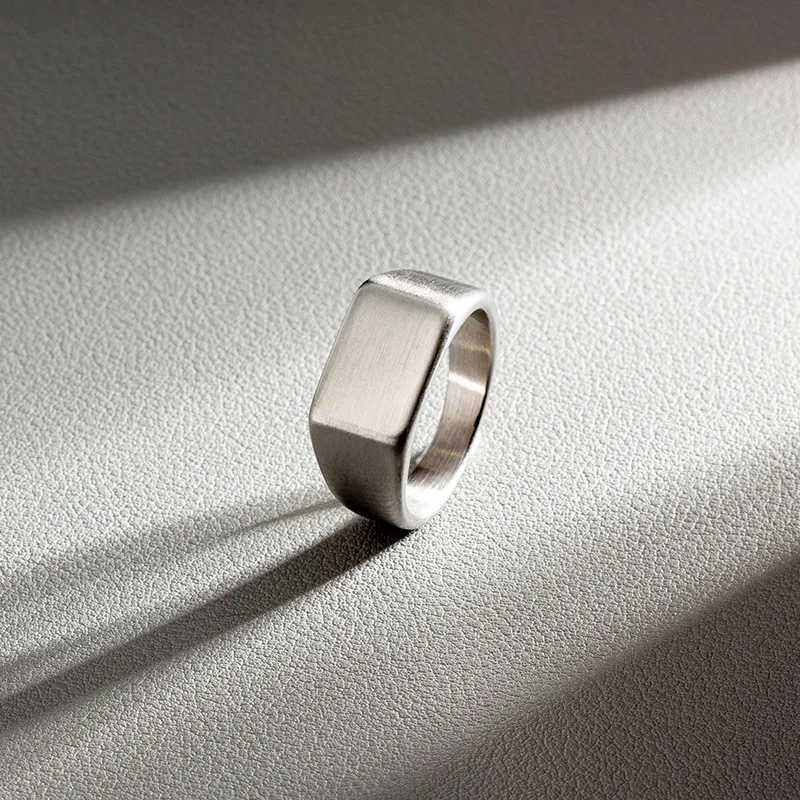 316L stainless steel mens ring 2024 smooth rectangular seal mens ring finger jewelry accessoriesXJ250412