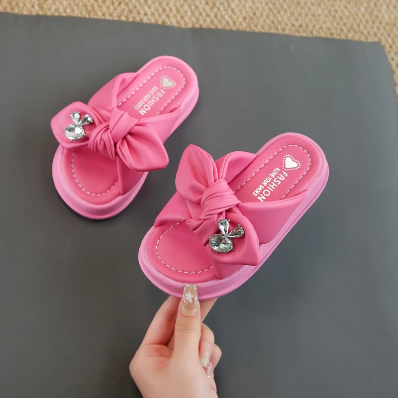Girls Rhinestones Slippers Thick Bottom Children Summer Beach Shoes Non Slip Solid Color Fashion Kids Indoor Outdoor Slippers 250411