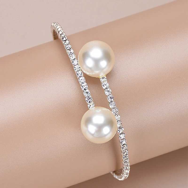 Korean Fashion Imitation Pearl Jewelry Metal Single Layer Hand Decoration Micro Prong Chain Shiny Full Drill Opening BraceletC250411