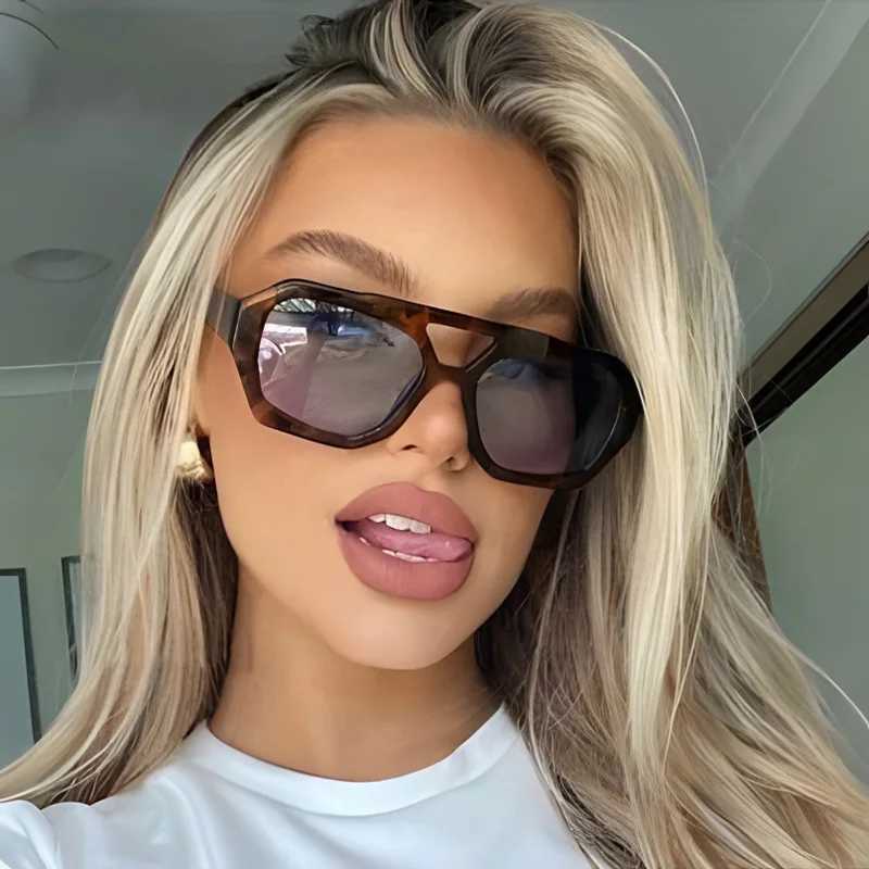 New Womens Fashion Irregular Square Sunglasses Personalized Retro Trend Instagram Outdoor Cycling Photography Sunglasses Mens Z250411