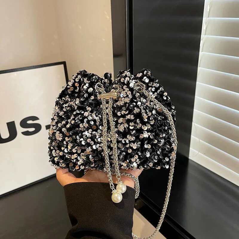Good-looking Personality Sequin Women's New Korean Bucket Bag Bright Eyes Style Fashion Crossbody Dinner Single Shoulder Bags