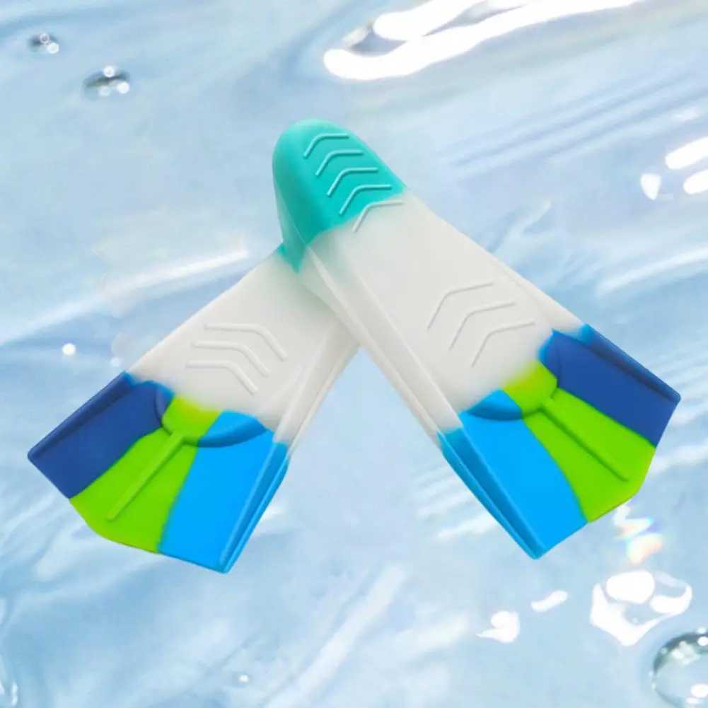 Swimming fins with storage bag super soft high elasticity silicone swimming flip cover childrens training toolY250412