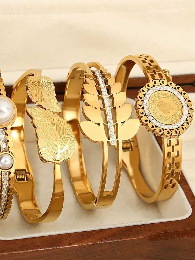 ALLYES Trendy Chic 18K Gold Color Stainless Steel Bangles Bracelets for Women Heart Coin Zircon Leaf Geometric Fashion JewelryC250411