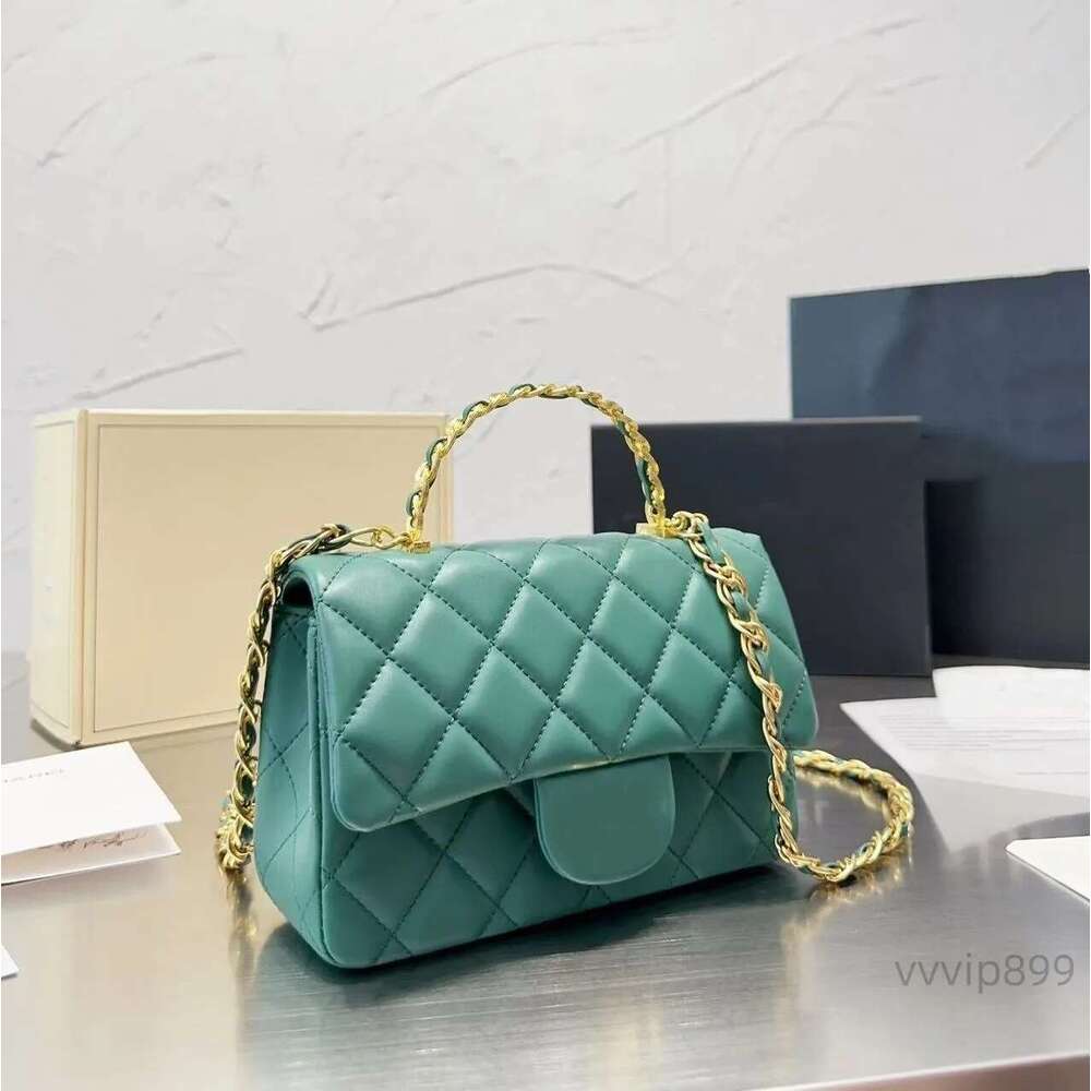 Top Cowhide Flap Bags With Handle Designer Bag Quilted Wallets Womens Vintage Metal Hardware Chain Cross Body Bag Shoulder Bags Sacoche French Handbags Coins Purse