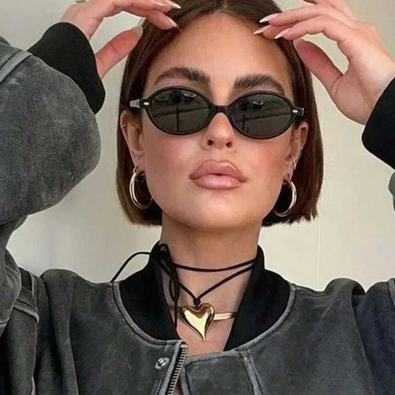 Retro Small Oval Sunglasses Women Men Rivets Shades Fashion Eyewear Luxury Sun Glasses UV400 Female Z250412