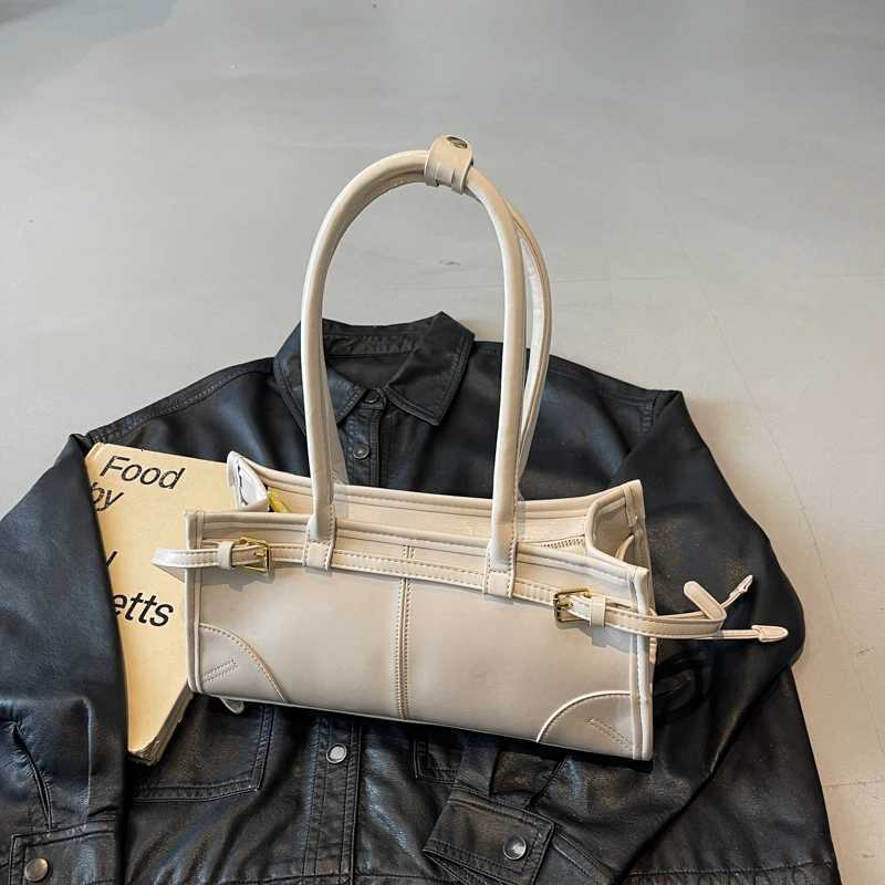 European Summer Girls Crossbody With Unique Design Language Versatile For Casual Commuter Light Luxury GatheringsW251112