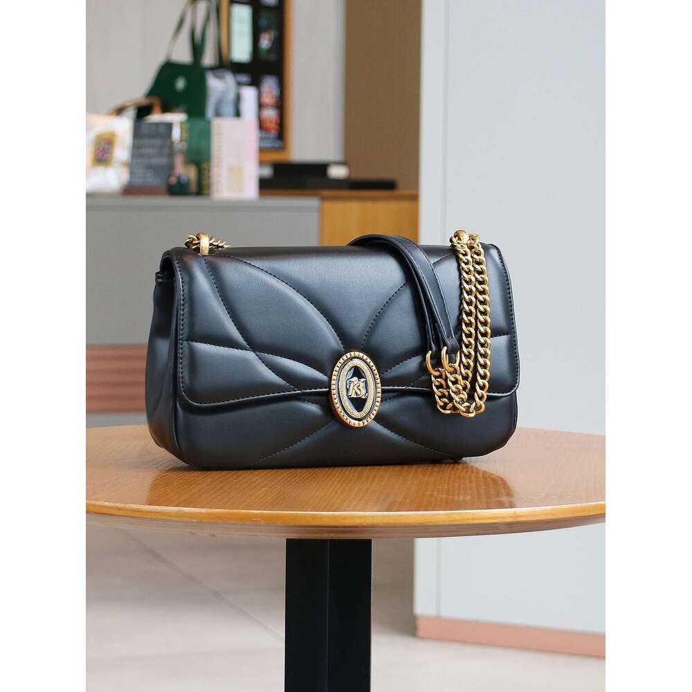 2025 New Embroidered Chain Shoulder Messenger Fashion Niche Design Dia Square Joker Large-Capacity Underarm Bag