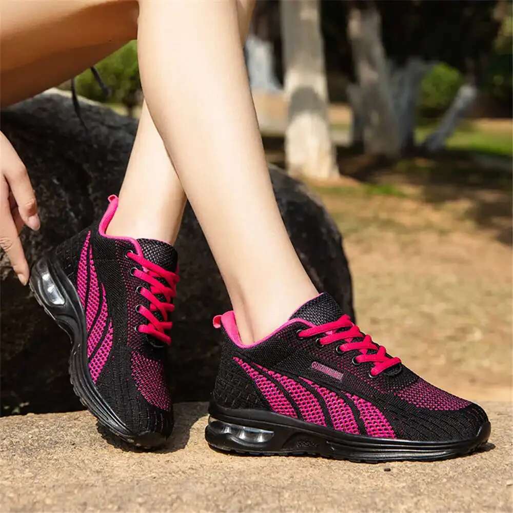 2025 Summer New Skateboarding Sneakers, Women's Designer Fashion Sneakers