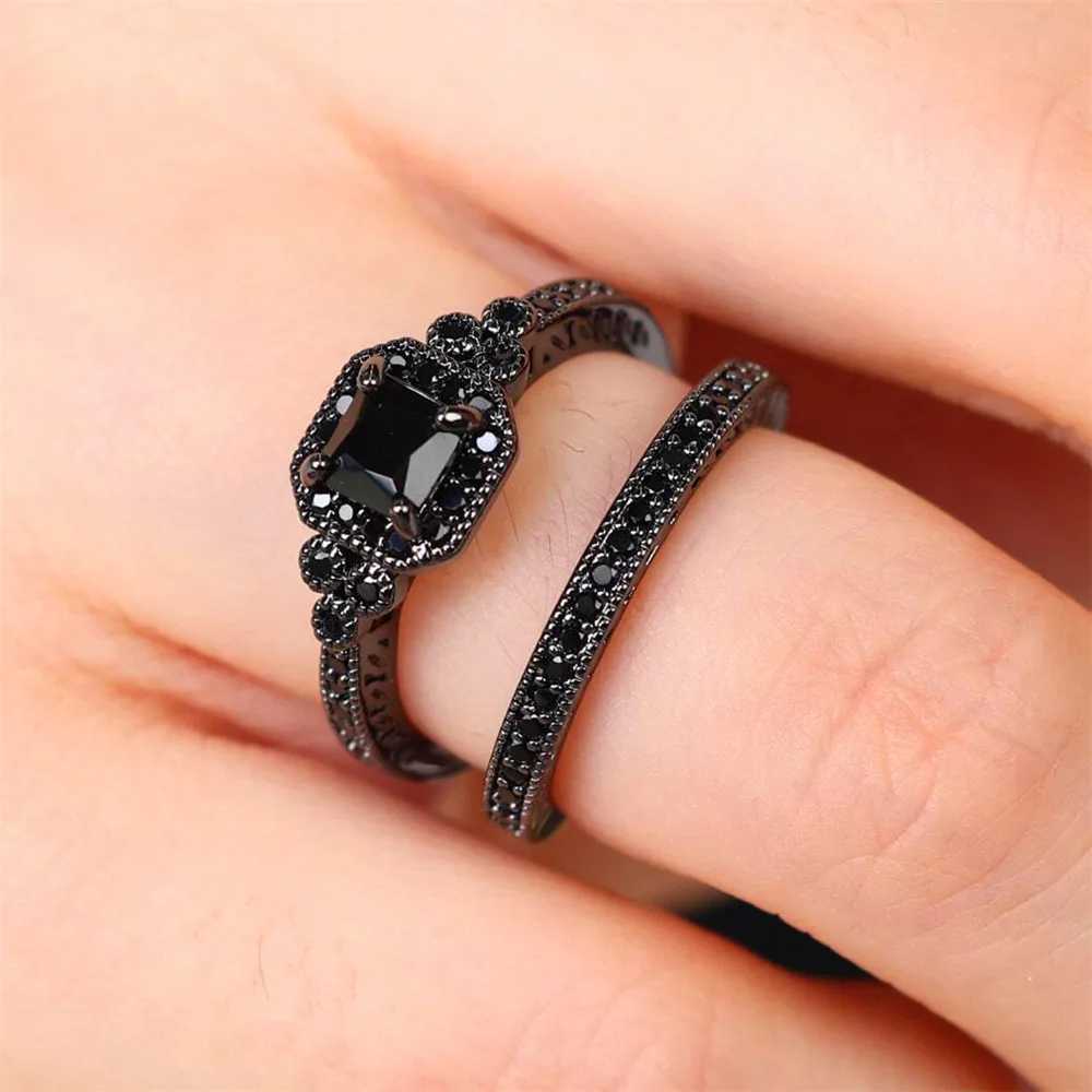 Vintage mens crystal zircon engagement ring set black gold colored wedding jewelry for men and womenXJ250412