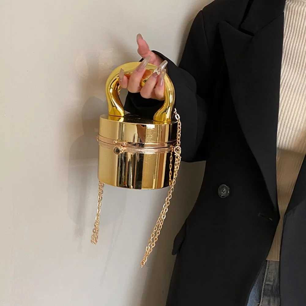 Gold Box Handbag Fashion Shiny Women Bag Party Evening High Quality Clutch Hand Bags For Women Metal Chain Messenger Purse 2024W251112