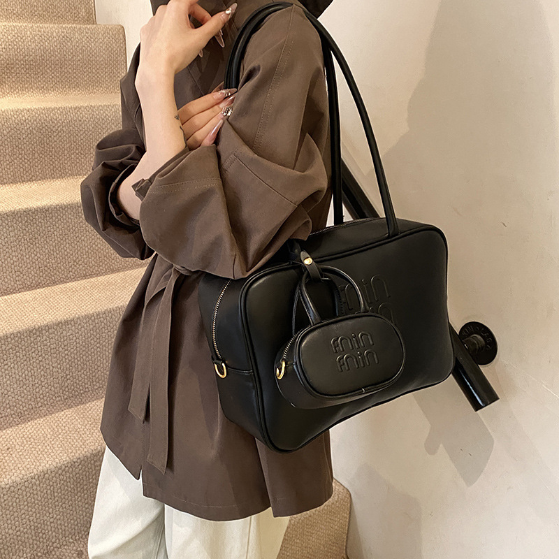 designer bag new Fashion niche bowling briefcase large capacity commuting handbag internet celebrity shoulder handbag
