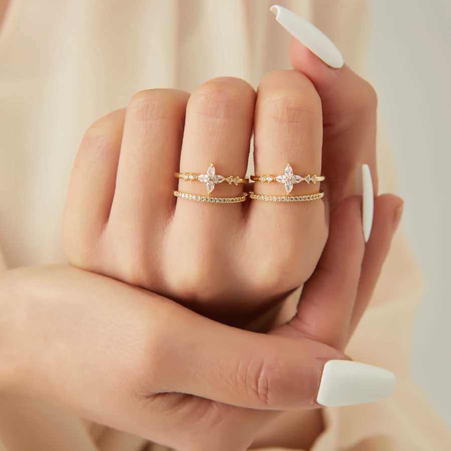 Zircon Double Cross Womens Ring Gold Plated Stainless Steel Cross Ring Luxury Wedding Couple Ring Fashion JewelryXJ250412