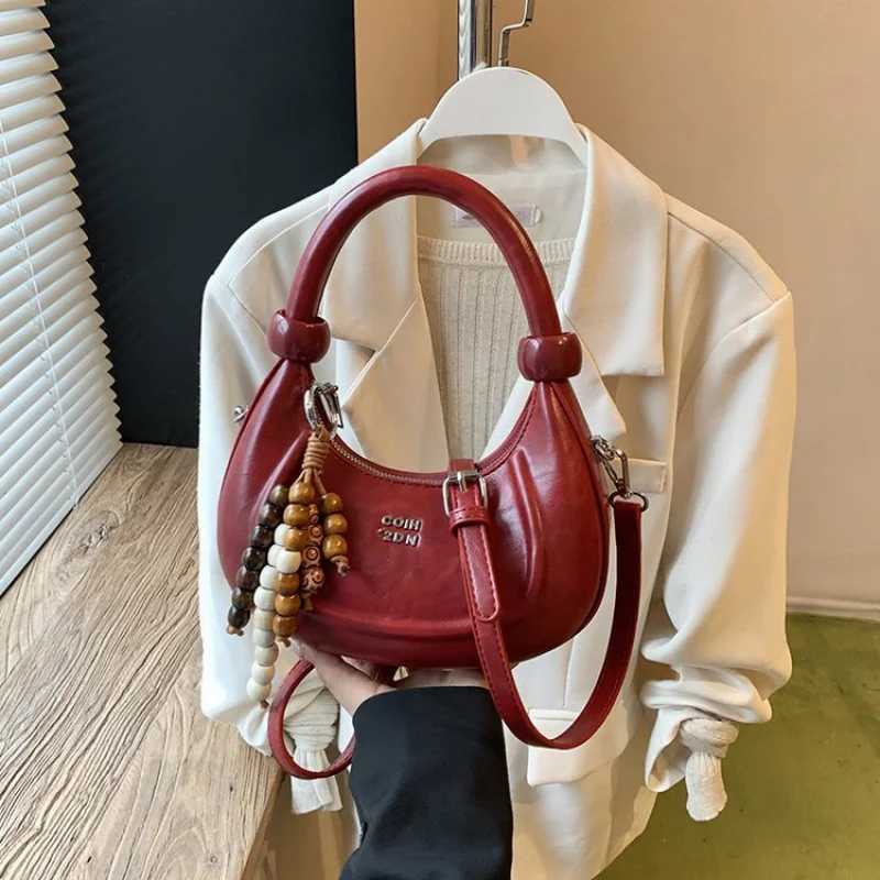 Chic Ladies Shoulder Bag By Luxury Brand - Elegant Leather Handbag From Famous Designer For WomenW251111