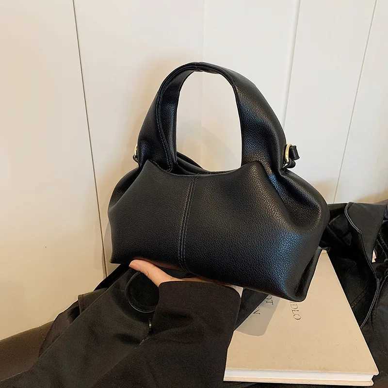 French niche urban simple cloud bag lychee pattern soft leather fashion handbag single shoulder messenger womens bagT2511112