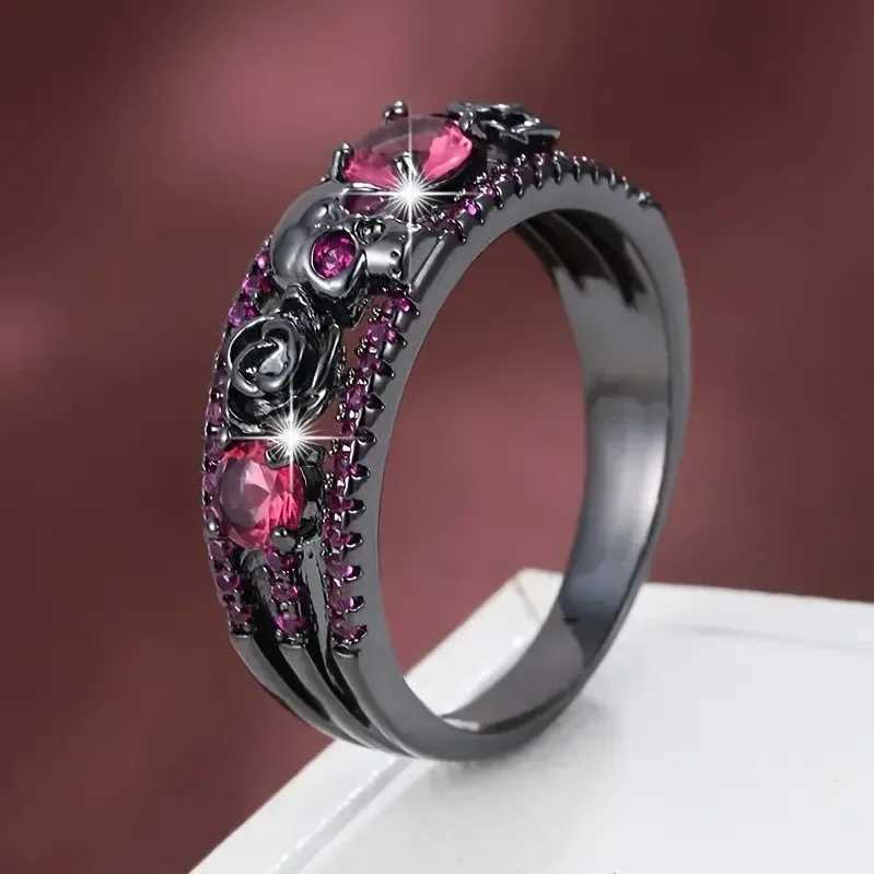 Retro punk skull flower electroplating gun with black set with red blue and green zircon ringsXJ250412