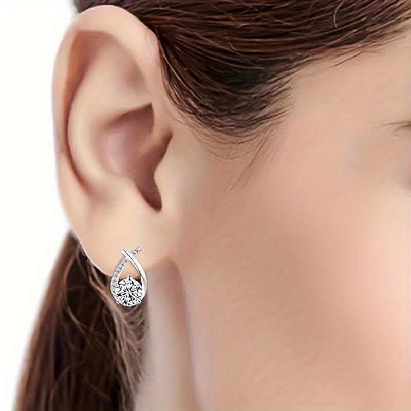 2-2.4 CT Moissanite D Color VVS1 Clarity Round Cut Lab Created Dia Sterg Sier White Gold Plated Minimalist Mermaid Tail Earrings