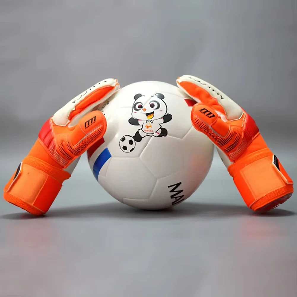 Football goalkeeper Glvoes latex finger protection childrens football goalkeeper gloves with finger protection new direct transportXJ250412