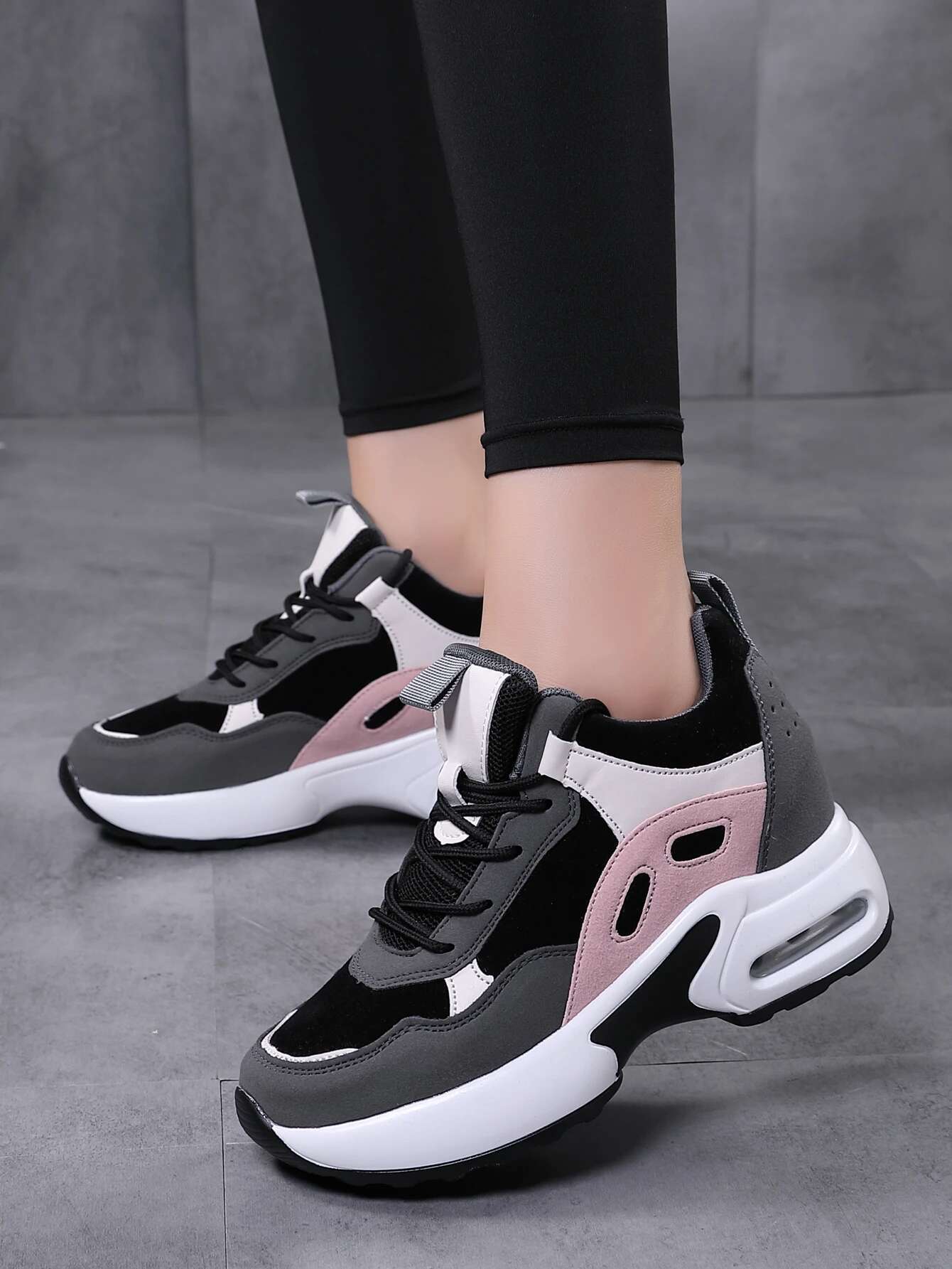 2025 Summer New Women's Mesh Breathable Casual Lightweight Designer Fashion Sports Walking Shoes Running Shoes