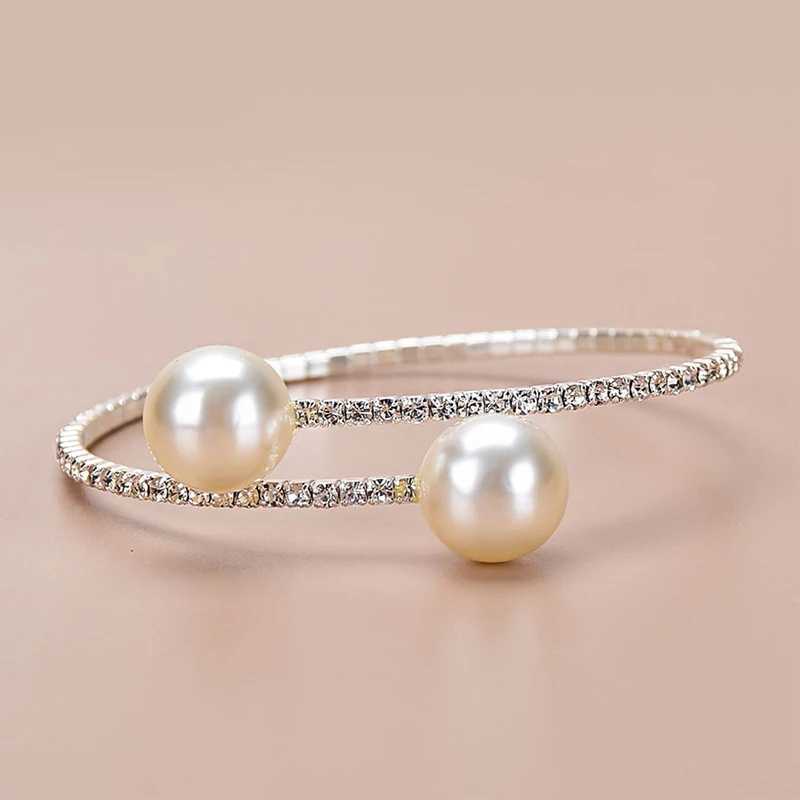 Korean Fashion Imitation Pearl Jewelry Metal Single Layer Hand Decoration Micro Prong Chain Shiny Full Drill Opening BraceletC250411
