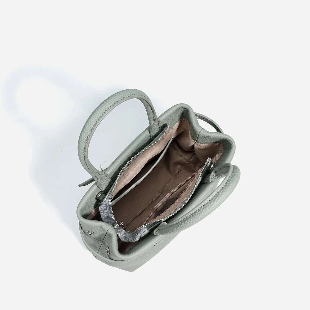 Top Layer Cowhide Crossbody Bag 2025 Spring New Niche Design Genuine Leather Aron Fashion Ladies One-Shoulder Handbag
