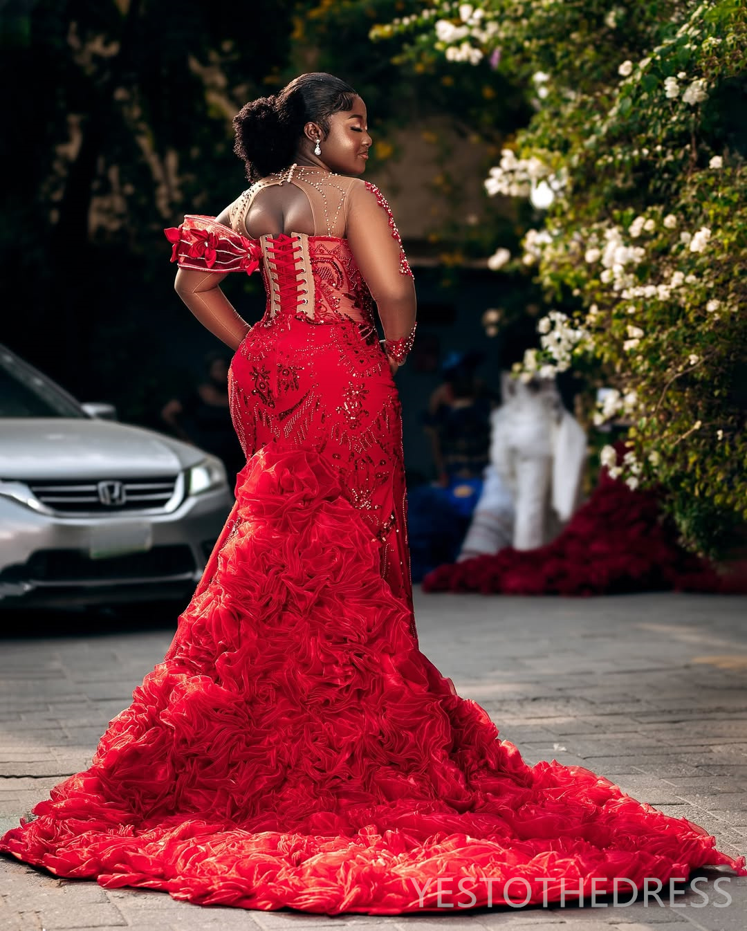 2025 Plus Size Red Prom Dress Mermaid Prom Dresses Evening Formal Gowns For Special Occasions Sheer Neck Crystals Beaded Lace Birthday Second Receptio