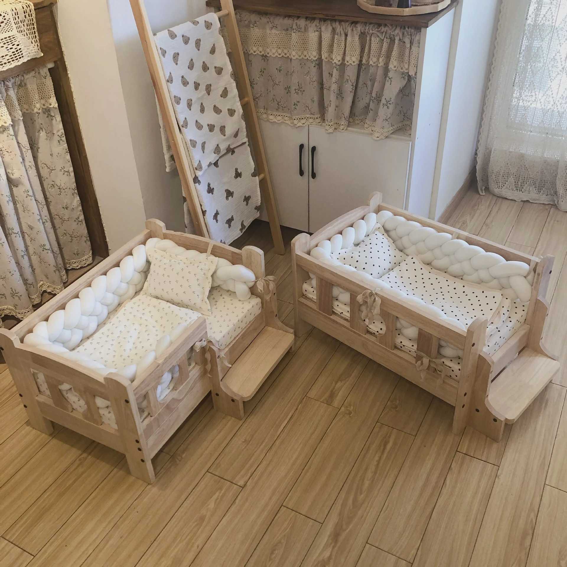 Cat shelter pet solid wood off ground small and medium-sized dog four season bed X250412