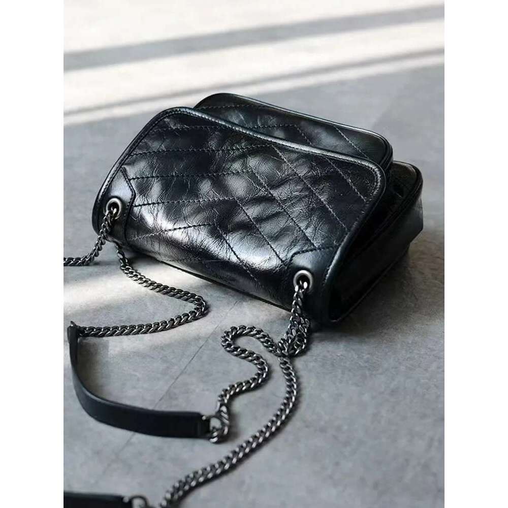Fashion Women Cowhide Genuine Shoulder Chain Crossbody Bags Flap Satchels Female Vintage Oil Wax Leather Messenger Bag