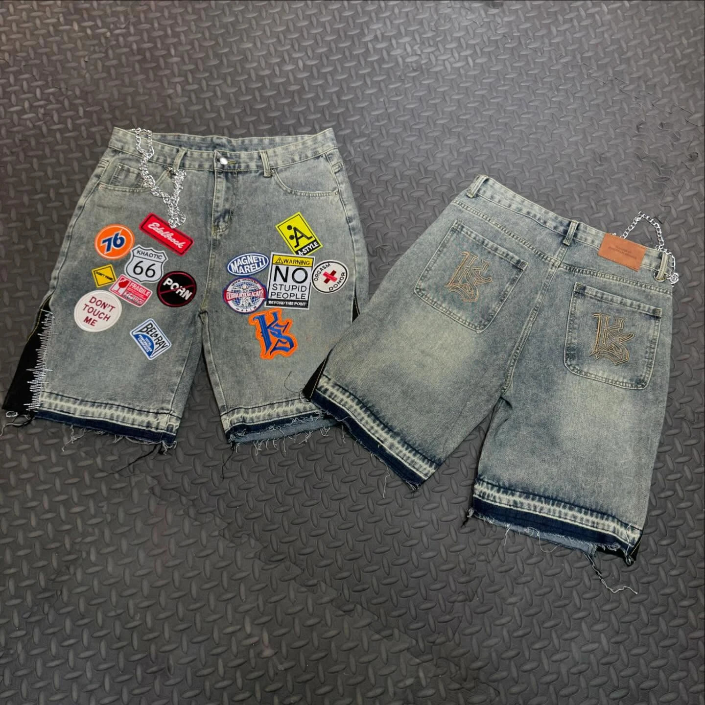 Streetwear fitness bag denim shorts mens Harajuku hip-hop cartoon graphic patch jeans shorts Gothic retro blue shorts 250410