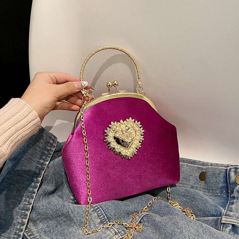 Veet Frame Heart Dinner Hand Dias Chains High Quality Shoulder and Crossbody Bags for Women 2025 Fashion Hot Sale