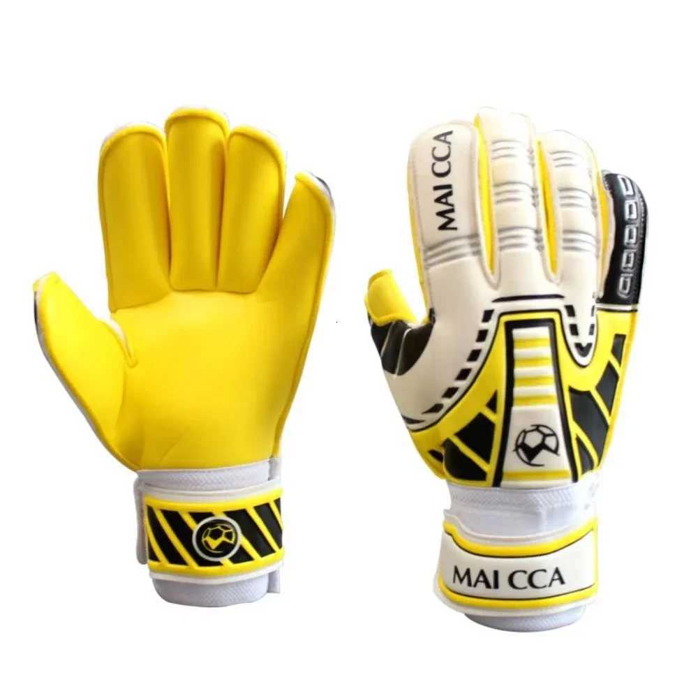 Football Goalkeeper Gloves Training Gloves Professional Finger Protection Soccer Football Gloves Thicken Latex Goal KeeperW251112