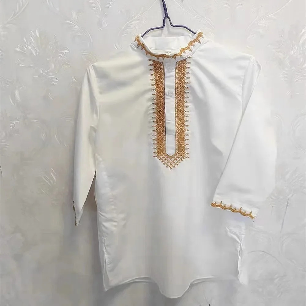 Embroidered Kurtas Two piece Performance Suit Indian Pakistani White Single Chest Set 250411